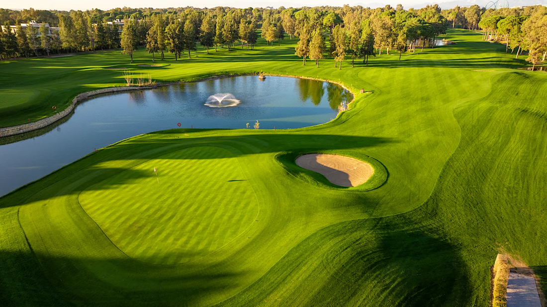 2025’s Must-Have Golf Bag: Silent, Spacious, and Perfectly Organized